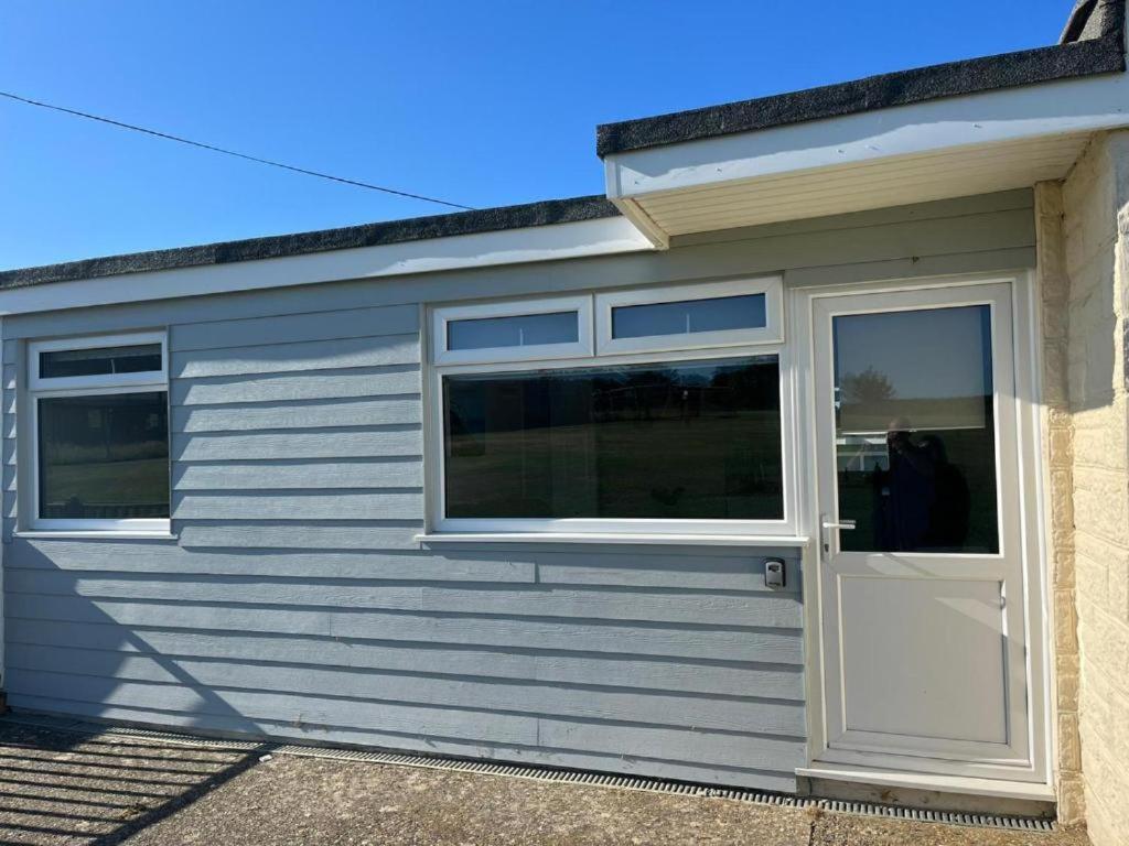 Chalet 40 Sandown Bay Holiday Centre Generous Money Off Ferry Crossings & Free Wifi Special Offer Until End Of June, September And Halloween Deals Now On Экстерьер фото